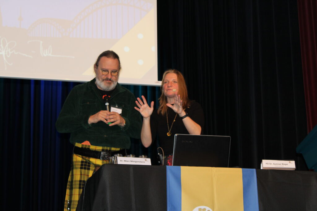 Vortrag auf der Bühne